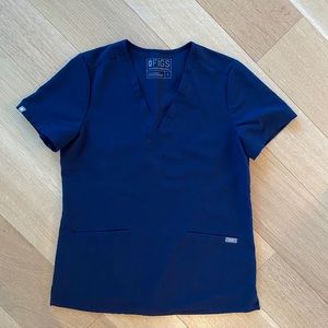 FIGS Casma 3 Pocket Scrub Top